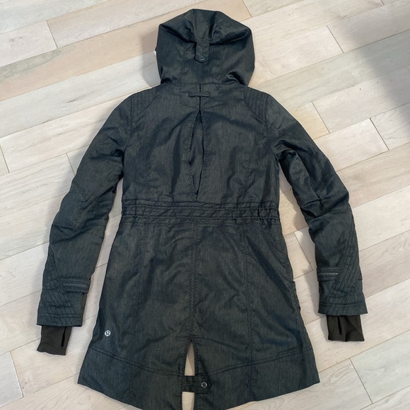 Lululemon Apres Run Anorak soft shell jacket parka - Picture 13 of 16